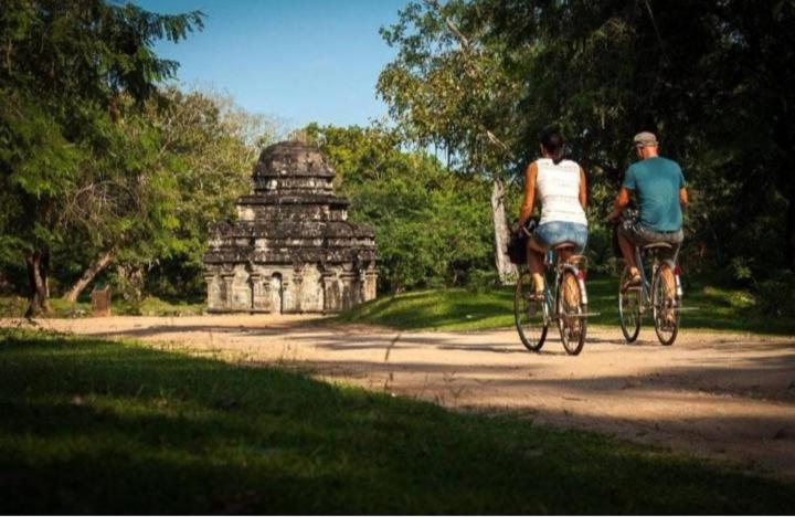 Arani Homestay Polonnaruwa Eksteriør billede